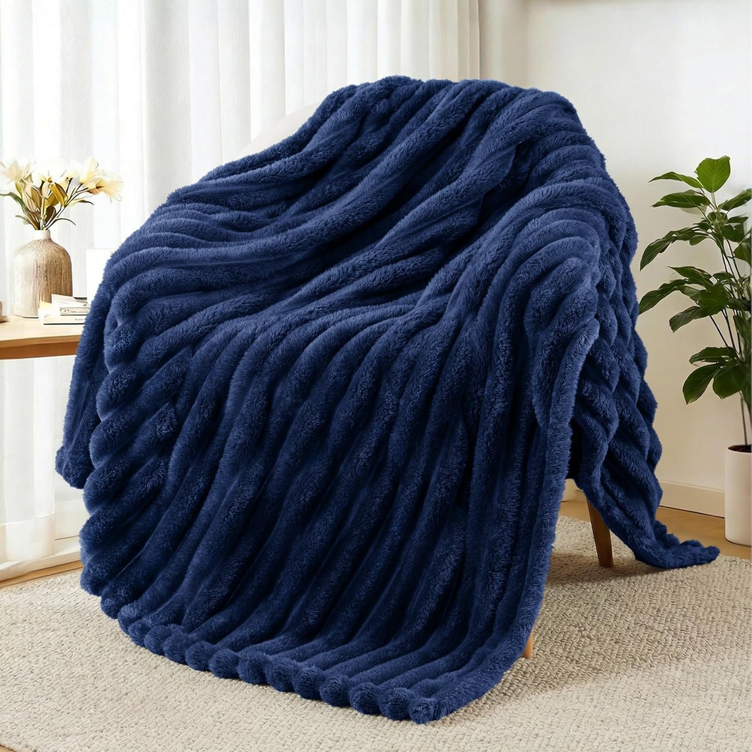 Exclusivo Mezcla Fleece Throw Blanket for Couch, Super Soft Striped Jacquard Bed Blanket, Lightweight Fuzzy Cozy for All Seasons, 50×60 Inches, Navy Blue